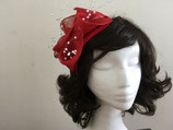 roter Fascinator Sinamay, Teardrop, Callablüten, Miniperlen