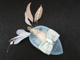 Sinamay Fascinator hellblau, Federn, Schleife