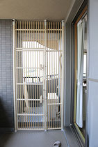 ★ 脱走防止用１面の開き扉 ★