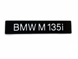 BMW M 135i Kennzeichen-Typenschild