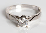 Diamond Solitaire Ring, 18 Karat Gold Round Brilliant 0.48 Carat