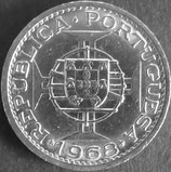 マカオ記念銀貨　西暦1968年