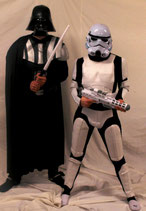 Darth Vader und Stormtrooper