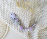 Nuggikette Hase hellgrau/flieder/weiss