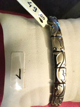 Bracelet elastiqué fleurs et zyrconiums L