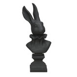 Hase auf Sockel