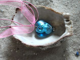 Lampworkperle "Türkises Herz" an rosa Wachsband