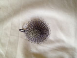 Kettenanhänger 2 Blumen, einfach gestrickt mit oder ohne Perle