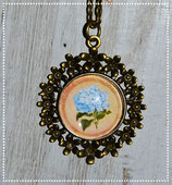 Kette "Hortensie" blau/beige