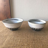 鈴木陶苑：粉引き、印花紋の茶碗