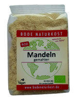 Bio-Mandeln gemahlen
