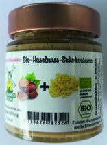Bio-Haselnussmus mit weißer Bioschokolade