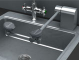 FE778 Lavado de ojos / cara, montaje en pared AutoFlow ™ 90 ° rotación hacia abajo