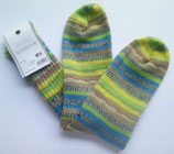 maschinengestrickte Socken, grün-petrol-gelb-hellbraun, verschiedene Größen