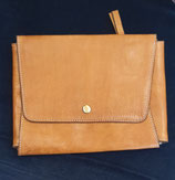 RE:DESIGNED Project 109 - Nadeltasche aus echtem Leder