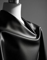 rouleau tissu satin  lycra noir de 100 mètres sur 150 cm