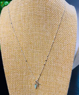 Halskette Messing versilbert mit Anhängern und türkisem Halbedelstein