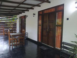Sri Lanka Reise Unterkunft im Doppelzimmer mit 1 Kingsize Bett, ein privates Badezimmer