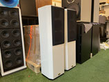 Goldmund Dialogue Standlautsprecher mit Focal Treibern
