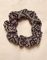 Haarband schwarzweisses Muster