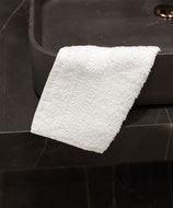 Serviette éponge en coton pour le visage et/ou le corp, à personnaliser avec une broderie.
