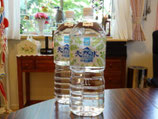 万能神水２L２本　配送用