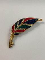 Broche vintage en métal doré