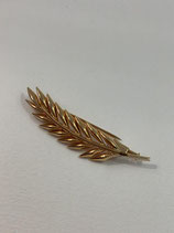 Broche vintage en forme de feuille