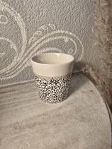 Becher mit schwarzem Muster  Bastion Collection