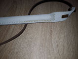 Peitsche aus Chromleder und Handgriff