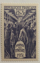 N°879 12 f. +3 f. gris-violet, Journée du timbre 1951