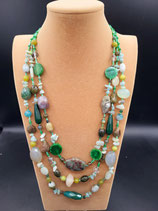 Sautoir, Collier Long, 3 rangs, Pierres Naturelles, Nuance de vert.