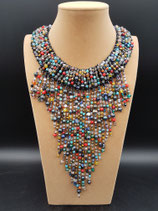 Collier long, Sautoir multicolore, style plastron en cascade.