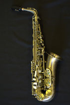 Altsaxophon - antik finish - Kunstgravur - Hoch fis Klappe - Luxusetui