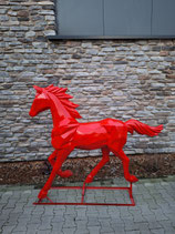 RIBEL224030 Pferde Figur rot origami lebensgroß
