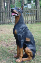 RI004 Dobermann Hund Figur lebensgroß
