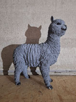 RIBEL259010 Lama Figur grau