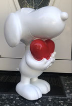 BELRI213224 Hund Figur Snoopy mit Herz Farbe weiß
