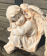 90410 Engel Figur schläft Mädchen