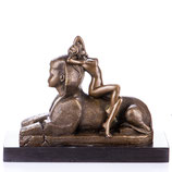 RIYB456 Moderne Bronzefigur Weiblicher Akt auf Sphynx