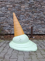 RIBEL255003 Eistüte Grün Figur