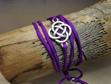 Violettes Seidenarmband Keltischer Knoten Antiksilber