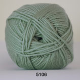 Extra Fine Merino 150 col.5106 licht groen