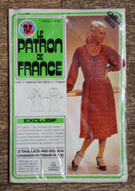 Pochette patron de France 937 - Robe en soierie imprimée