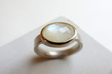 Mondstein Ring