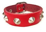 Lederarmband rot mit Nieten
