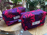 Trousse Wax Carrée Fleurs de mariage fuchsia fond violet