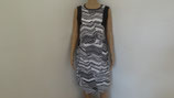 Kleid gemustert von SANI BLU