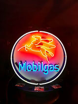 Mobilgas Gasoline USA Neon Lichtwerbung Oldscool Werkstatt Garage