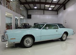 Lincoln Continental Mark IV